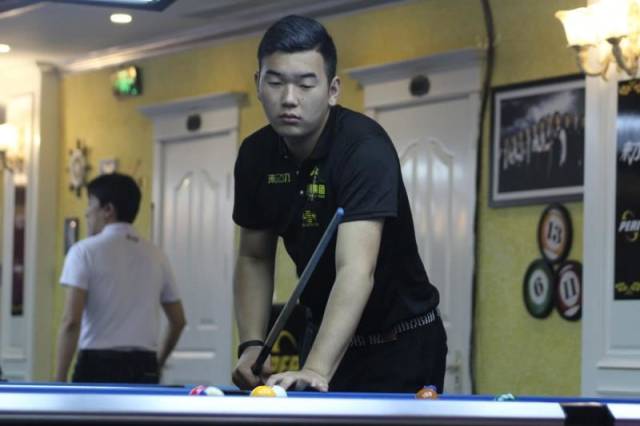 使他始终位 使他始终位