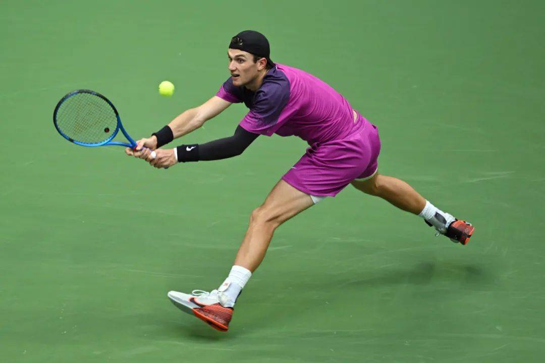 他的个人品 他的个人品